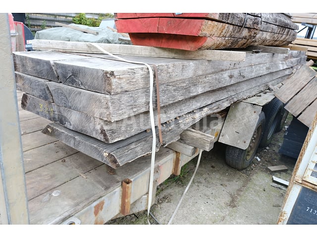 Rauwe eikenhouten planken – kavel bij Auctelia, Havelange