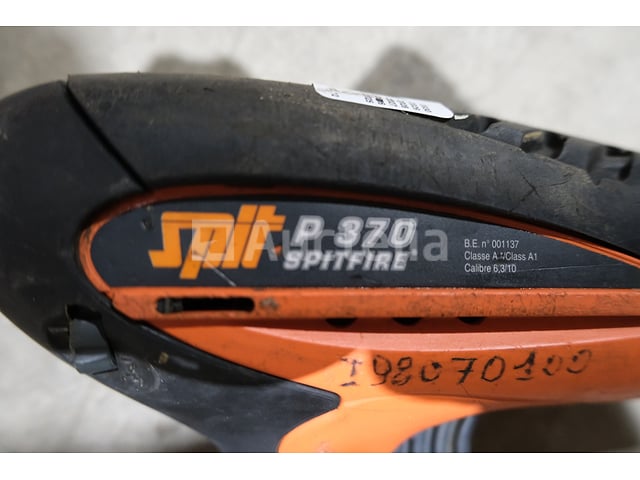 REF: 9807002-15 - Spit P370 Spitfire kruitspijkermachine – foto 6 – kavel bij Auctelia, Chaudfontaine