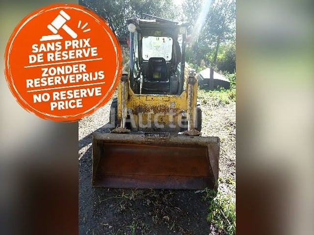 REF: Hamme 1 - Komatsu SK714 Mini Loader – foto 2 – kavel bij Auctelia, Hamme