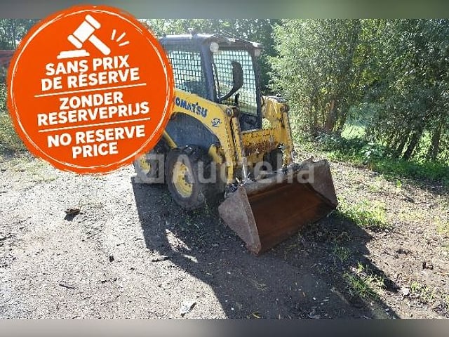 REF: Hamme 1 - Komatsu SK714 Mini Loader – foto 3 – kavel bij Auctelia, Hamme