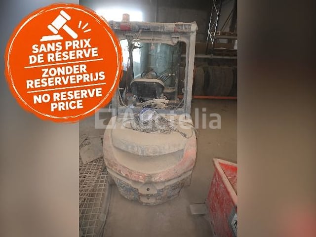 REF: Hamme 3 - Vorkheftruck (voor onderdelen) Toyota 52-8FDF25 – foto 6 – kavel bij Auctelia, Hamme