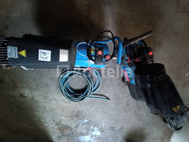 REF: Lot 029 - 2 Soga MM1 80MX/2 compressoren – foto 4 – kavel bij Auctelia, Anderlecht