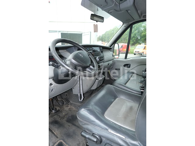 REF: Lot V2 - Renault Master Fire Interventiewagen (2007-273,593 km-VIN:VF1FDC1H636852418) – foto 9 – kavel bij Auctelia, Cuesmes
