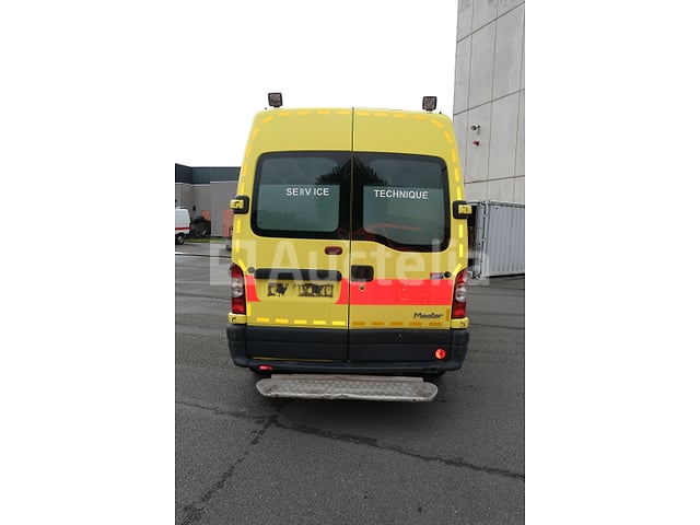 REF: Lot V2 - Renault Master Fire Interventiewagen (2007-273,593 km-VIN:VF1FDC1H636852418) – foto 6 – kavel bij Auctelia, Cuesmes