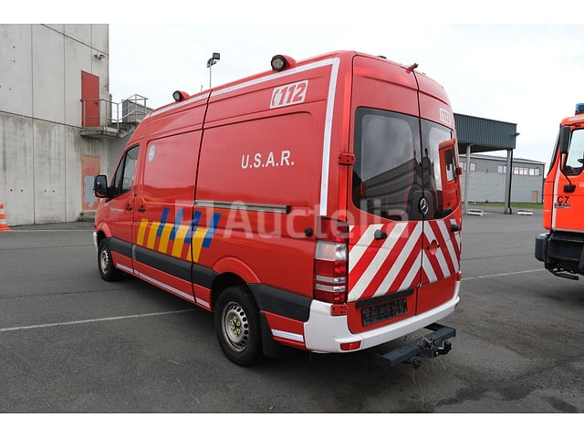 REF: Lot V4 - Mercedes-Benz 318 CDI-D brandweer pickup bus (2008-399.253 km-VIN:WDB9066331S319598) – foto 7 – kavel bij Auctelia, Cuesmes