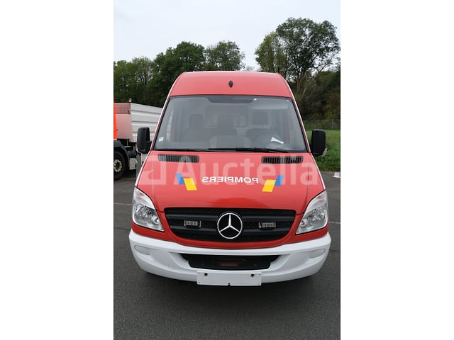 REF: Lot V4 - Mercedes-Benz 318 CDI-D brandweer pickup bus (2008-399.253 km-VIN:WDB9066331S319598) – foto 2 – kavel bij Auctelia, Cuesmes