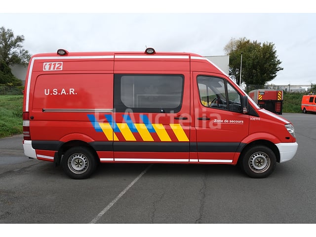 REF: Lot V4 - Mercedes-Benz 318 CDI-D brandweer pickup bus (2008-399.253 km-VIN:WDB9066331S319598) – foto 4 – kavel bij Auctelia, Cuesmes