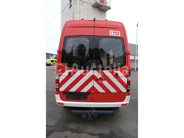 REF: Lot V4 - Mercedes-Benz 318 CDI-D brandweer pickup bus (2008-399.253 km-VIN:WDB9066331S319598) – foto 6 – kavel bij Auctelia, Cuesmes