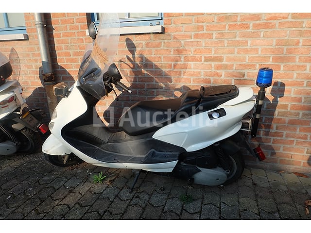 REF: V1 - 125 cc scooter (voor onderdelen) MBK Skyliner – foto 2 – kavel bij Auctelia, Waremme