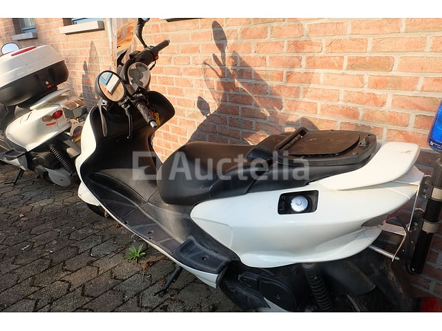 REF: V1 - 125 cc scooter (voor onderdelen) MBK Skyliner – foto 3 – kavel bij Auctelia, Waremme