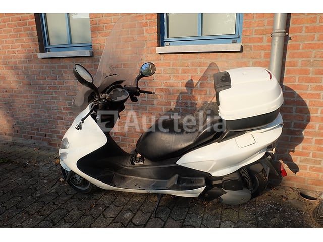 REF: V2 - 125 cc scooter (voor onderdelen) MBK Skyliner – foto 6 – kavel bij Auctelia, Waremme