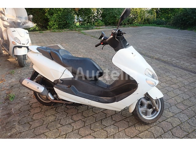 REF: V3 - Scooter 125 cm³ (voor onderdelen) MBK Skyliner (VIN: VTLSE067000005716) – kavel bij Auctelia, Waremme