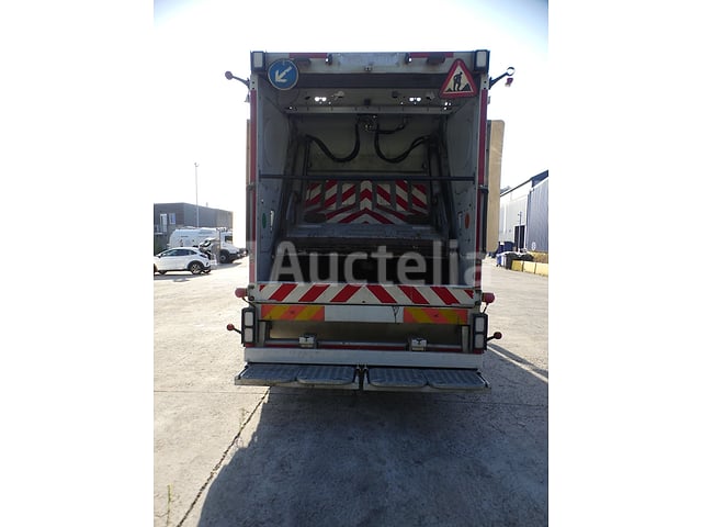 REF:1066 - Renault Access D19 vuilniswagen (2018-81,434 km)(VIN:SEG1932AL6BJ24938) – foto 6 – kavel bij Auctelia, Bruxelles