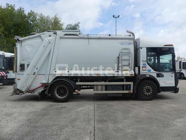 REF:1068 - Renault Access D19 vuilniswagen (2018-80,016 km)(VIN: SEG1932AL6BJ24940) – foto 8 – kavel bij Auctelia, Bruxelles