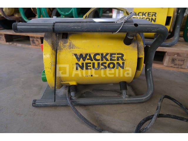 REF:2602 - Frequentieomzetter voor Wacker-Neuson omvormer FUE 6/042/200 vibrerende naald – foto 2 – kavel bij Auctelia, Machelen
