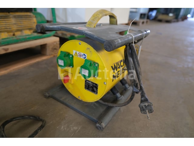 REF:2604 - Frequentieomvormer voor Wacker-Neuson omvormer FUE 6/042/200 Vibrerende Naald – foto 2 – kavel bij Auctelia, Machelen