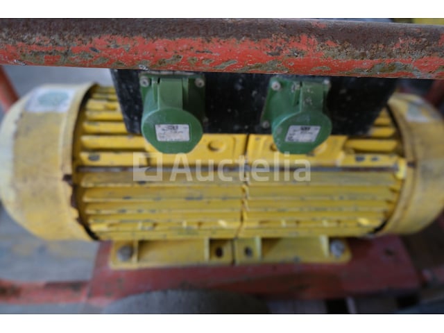 REF:2621 - Dynapac CF67T Vibrerende Naald Frequentieomvormer – foto 4 – kavel bij Auctelia, Machelen