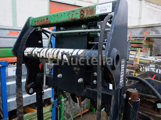 REF:2721017-8 / 2721016-6 - Lier + ondersteuning voor Manitou 5T lier – foto 2 – kavel bij Auctelia, Chaudfontaine