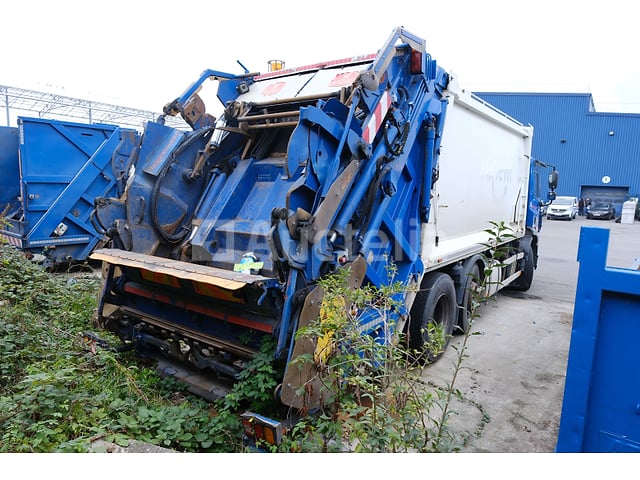 REF:7781 - DAF CF 290 FAG vuilniswagen (2015-307,172 km)(VIN:XLRAGM4100G067482) – foto 5 – kavel bij Auctelia, Puurs-Sint-Amands