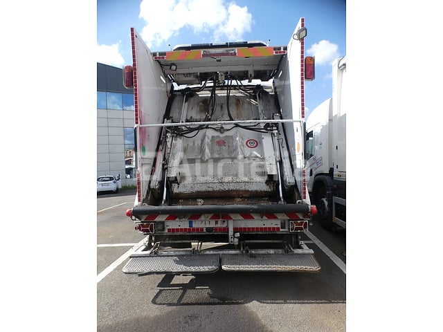 REF:9573 - Renault Access D19 vuilniswagen (2015-120,577 km)(VIN:SEG1932BL6BF21133) – foto 6 – kavel bij Auctelia, Bruxelles