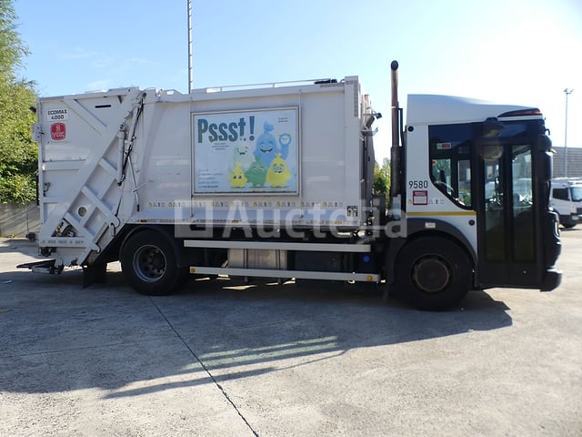 REF:9580 - Vuilniswagen Renault Access D19 (2015-123,158 km)(VIN:SEG1932BL6BF21123) – foto 4 – kavel bij Auctelia, Bruxelles