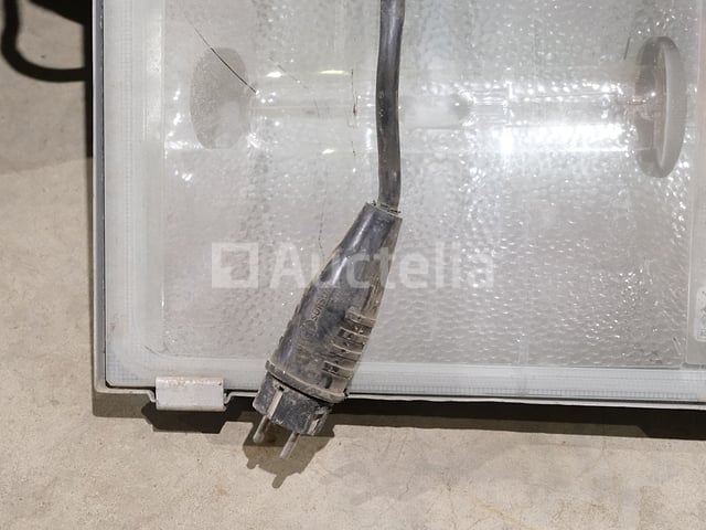 REF:984802341 / 984802476 / 984802129 - 3 halogeen-spotlights op de bouwplaats – foto 5 – kavel bij Auctelia, Chaudfontaine