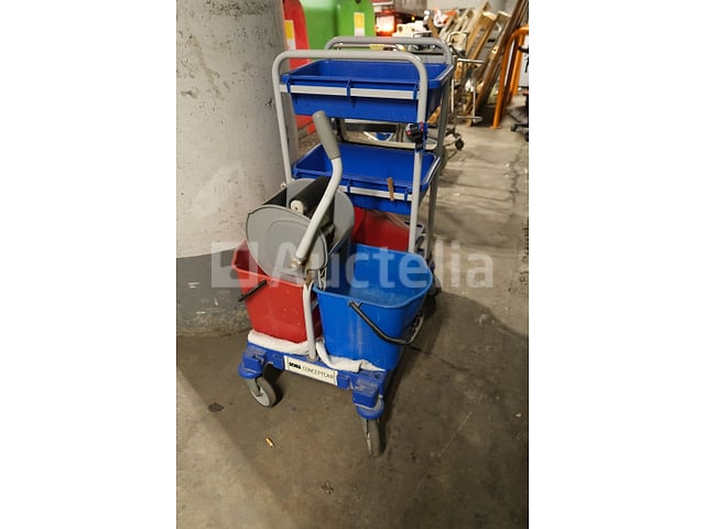 Reinigings- en onderhoudstrolleyset – foto 3 – kavel bij Auctelia, Ottignies-Louvain-la-Neuve