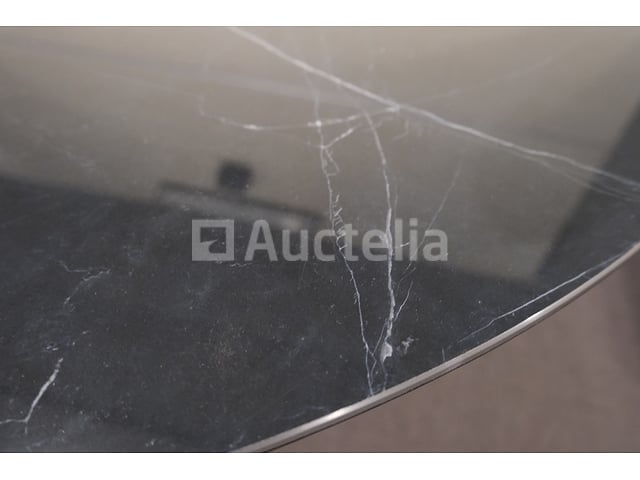 Ronde tafel – foto 2 – kavel bij Auctelia, Mont-de-l'Enclus