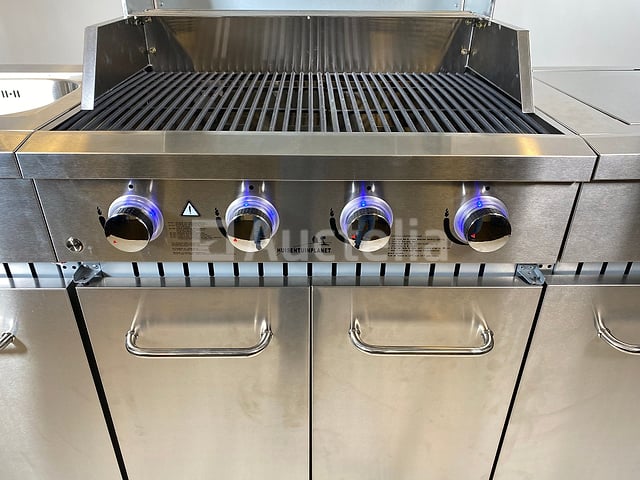 RVS Gasbarbecue Keuken - 4 branders met zijbrander – foto 5 – kavel bij Auctelia, Tholen