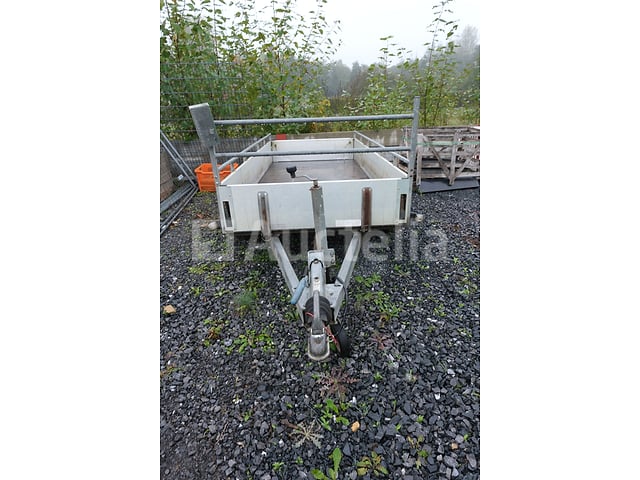 Saris SA2000 dubbelassige aanhangwagen (2004-serie:XLG0F3020A0348430) – foto 2 – kavel bij Auctelia, Tintigny