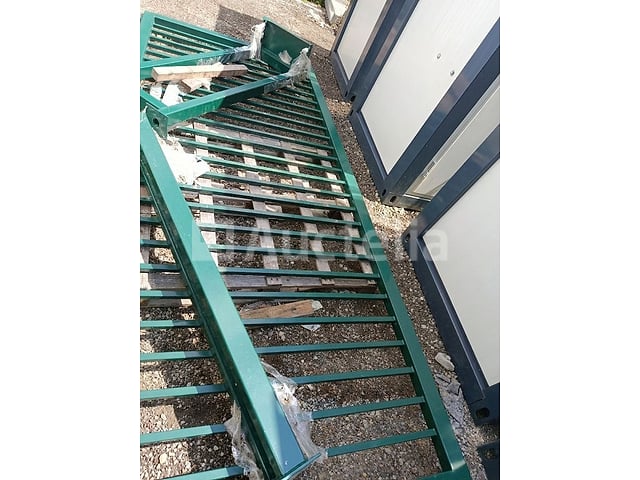 Schuifpoort van 4mx1m50 groen 6005 – foto 2 – kavel bij Auctelia, Aye