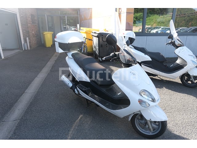 Scooter Yamaha (VIN: VTLSE066000038224) – foto 3 – kavel bij Auctelia, Flémalle