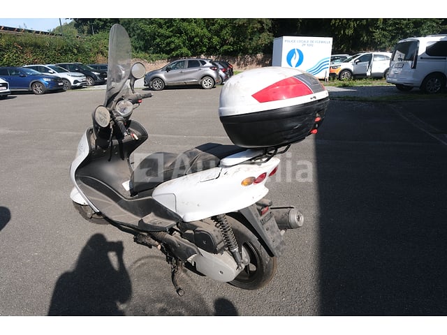 Scooter Yamaha YP125E (2009-3,610 km)(VIN:VTLSE068000011453) – foto 7 – kavel bij Auctelia, Flémalle