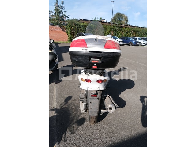 Scooter Yamaha YP125E (2009-3,610 km)(VIN:VTLSE068000011453) – foto 6 – kavel bij Auctelia, Flémalle