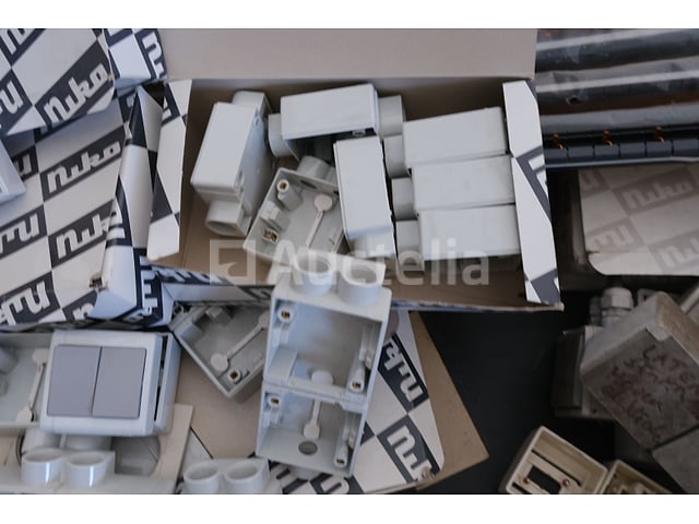 Set diverse elektrische apparatuur – foto 3 – kavel bij Auctelia, Mechelen