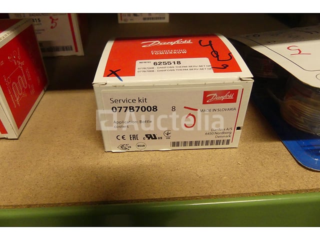 Set onderdelen voor koeling (expansiekleppen, thermostaten, solenoïdekleppen, dehydratatoren, enzovoort). (+/- 100 stuks) – foto 6 – kavel bij Auctelia, Charleroi