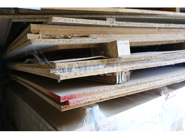 Set panelen en diverse restjes – foto 2 – kavel bij Auctelia, Havelange