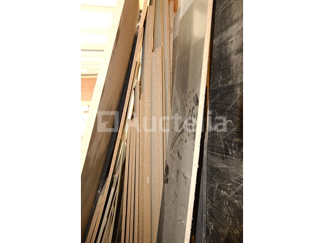Set panelen en houtrestjes – foto 6 – kavel bij Auctelia, Havelange