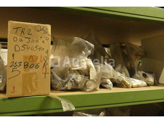 Set thermostaten en diverse verwarmingsaccessoires – foto 2 – kavel bij Auctelia, Charleroi