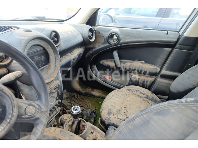 Set van 2 Mini Cooper D-auto's (voor onderdelen) – foto 8 – kavel bij Auctelia, Fauvillers