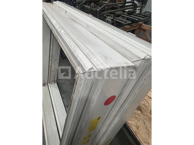 Set van 2 PVC EP Iora frames – 1200 × 1200 mm – foto 2 – kavel bij Auctelia, La Louvière