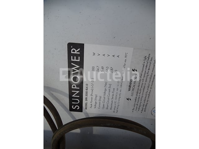 Set van 20 SUNPOWER zonnepanelen met omvormer – foto 7 – kavel bij Auctelia, Aye