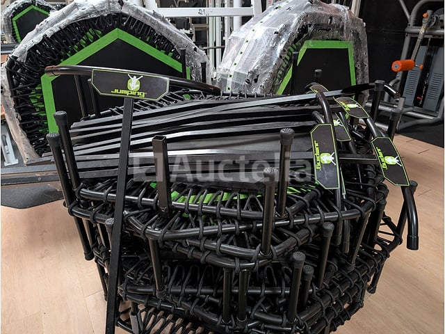 Set van 25 professionele trampolines Springfitness – foto 3 – kavel bij Auctelia, Bastogne