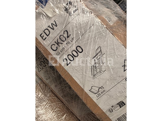Set van 3 Velux EDL/EDW CK02 fittingen – 550 × 780 mm – onvolledig – foto 2 – kavel bij Auctelia, La Louvière