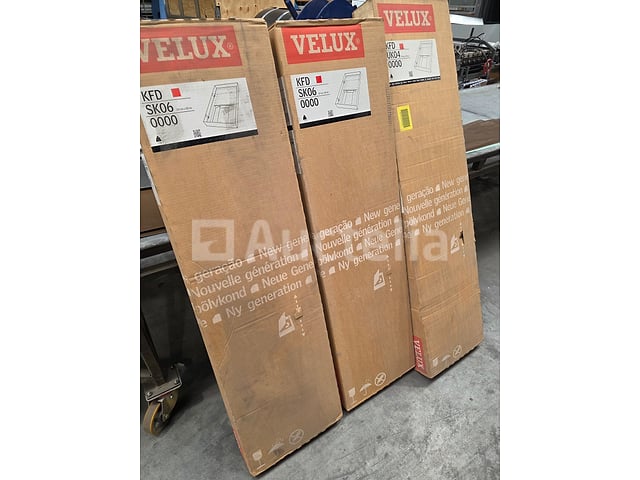 Set van 3 Velux KFD windafbuigers – SK06 en UK04 modellen – kavel bij Auctelia, La Louvière