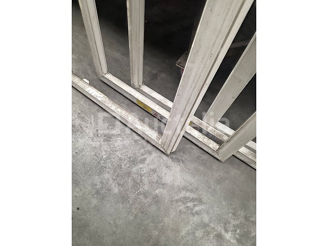 Set van 4 Skylux PVC-frames – verschillende maten – foto 2 – kavel bij Auctelia, La Louvière