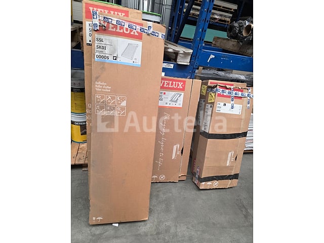 Set van 5 Velux-accessoires – diverse referenties – foto 2 – kavel bij Auctelia, La Louvière