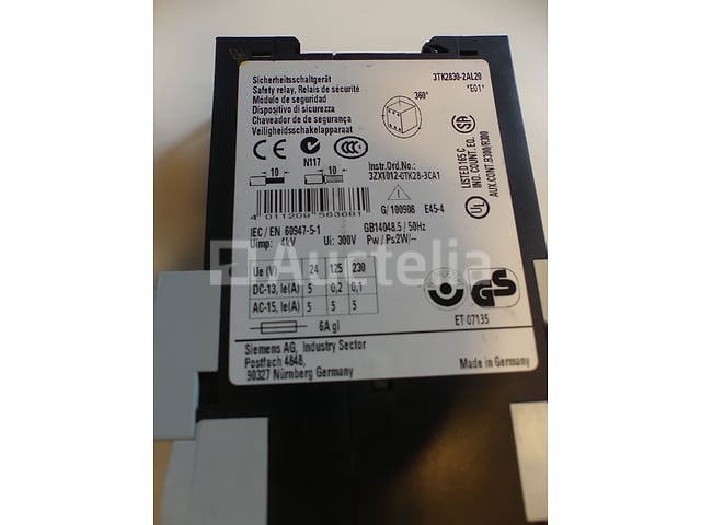 Siemens CPU Universele Controller Set – foto 7 – kavel bij Auctelia, Drogenbos