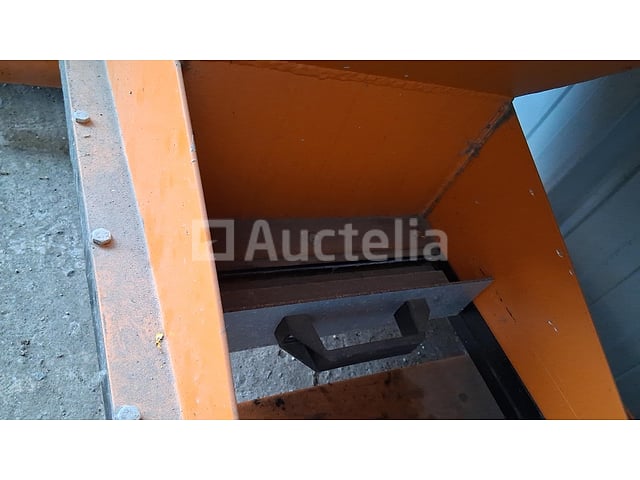 Silo-container voor heftruck – foto 4 – kavel bij Auctelia, Vorst