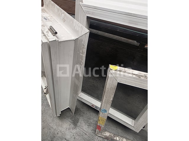 Skylux PVC stoeprand en frame set – diverse afmetingen – foto 2 – kavel bij Auctelia, La Louvière